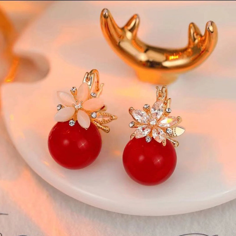 Boucles d'oreilles délicates en perles et fleurs